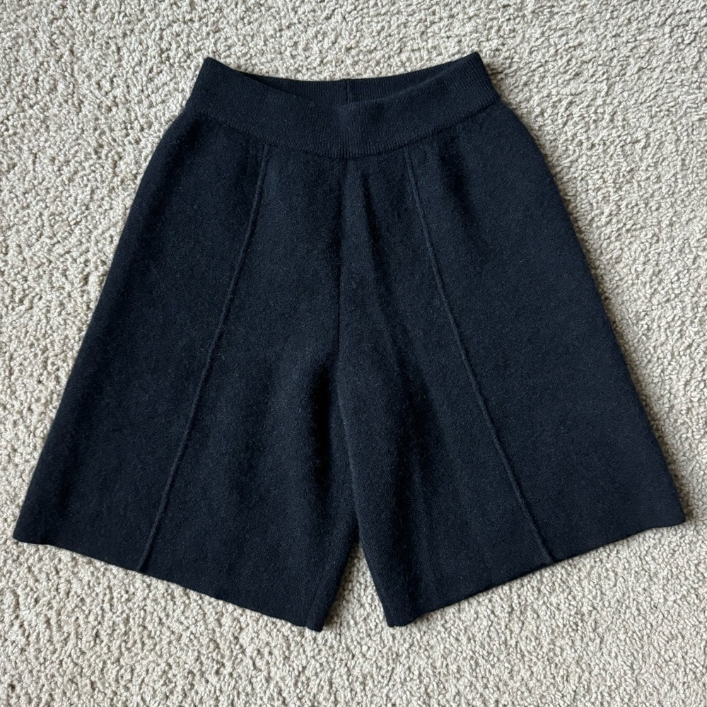 Lisa Yang The Maris Cashmere Shorts